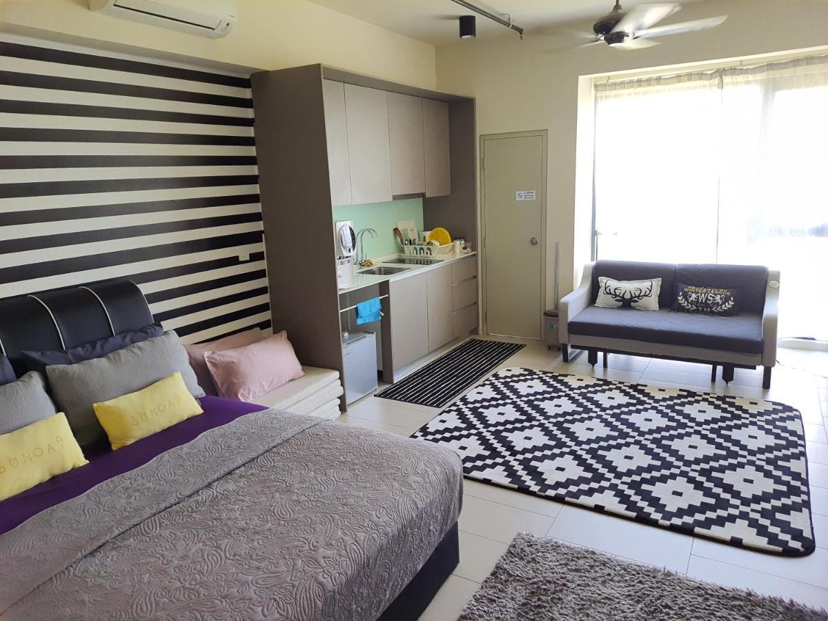 Mufasa Suites At Tamarind Suites With Wifi Netflix Coway Level 8 Cyberjaya Ngoại thất bức ảnh