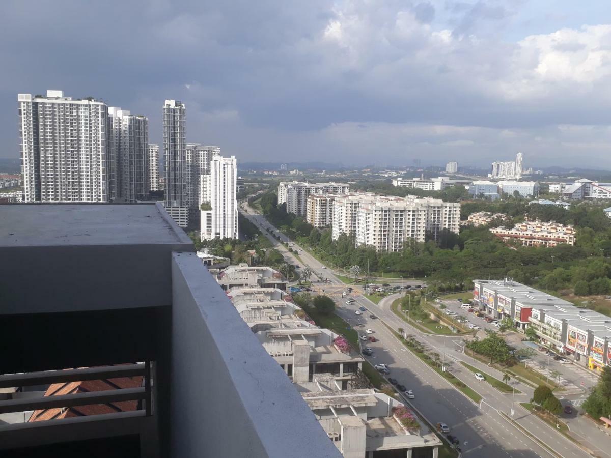 Mufasa Suites At Tamarind Suites With Wifi Netflix Coway Level 8 Cyberjaya Ngoại thất bức ảnh