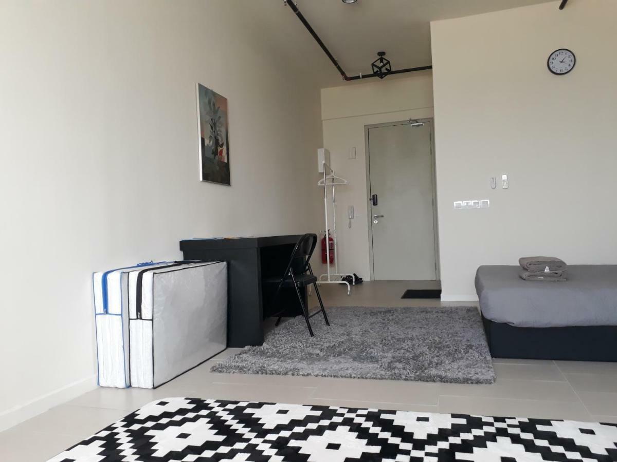 Mufasa Suites At Tamarind Suites With Wifi Netflix Coway Level 8 Cyberjaya Ngoại thất bức ảnh